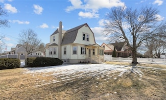 894 Main St, Warren, RI 02885