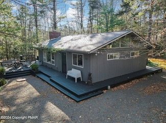 1109 Cedar Knoll Way, Pocono Pines, PA 18350