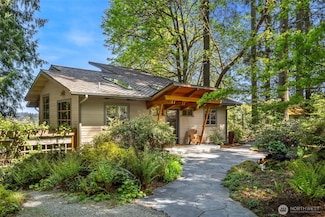5648 Rose Loop NE, Bainbridge Island, WA 98110