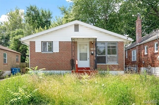 7322 Doncaster Dr, Saint Louis, MO 63133