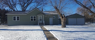 104 N 2nd St, Ida Grove, IA 51445