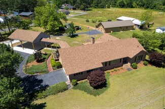 303 N Lincoln St, Benson, NC 27504
