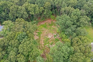 46 Oregon Rd, Southborough, MA 01772