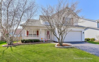3424 Fairmont Ave, Naperville, IL 60564