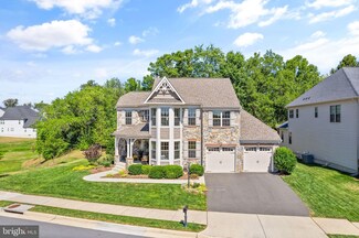 17256 Creekside Green Place, Round Hill, VA 20141