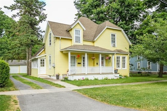 133 Park St, Canandaigua, NY 14424
