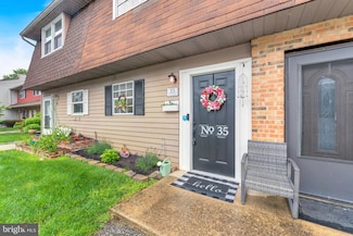 35 La Cascata, Clementon, NJ 08021