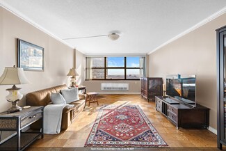 7004 Blvd E Unit 40G, Guttenberg, NJ 07093