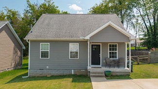908 16th Ave E, Springfield, TN 37172