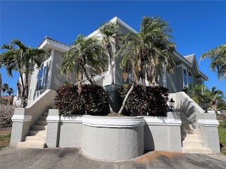 816 Ponce de Leon Dr, Saint Petersburg, FL 33715