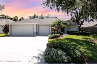 2343 Woodfield Cir, Melbourne, FL 32904