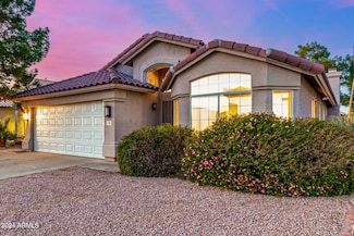 122 W Kings Ave, Phoenix, AZ 85023