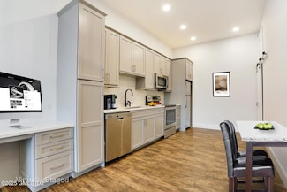 44 Greenwich Ave Unit 3-1, Greenwich, CT 06830