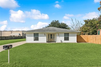 3622 Buffon St, Chalmette, LA 70043