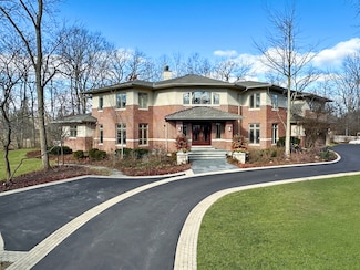 200 Glenwood Rd, Lake Forest, IL 60045