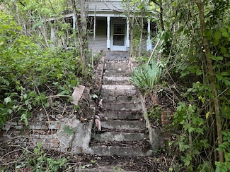 145 Cedar Branch Rd, Saltville, VA 24370