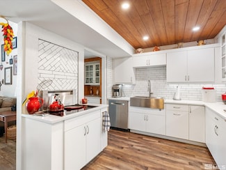 2855 Idlewild Dr Unit 326, Reno, NV 89509