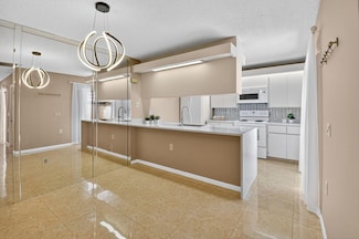 413 Buttonwood Ln, Boynton Beach, FL 33436