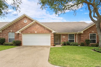 5401 Hollytree Dr, Tyler, TX 75703