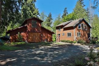 1940 Cattail Ln, Freeland, WA 98249