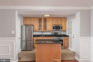 5032 Westhills Rd, Baltimore, MD 21229