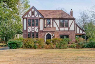 610 Center Dr, Memphis, TN 38112