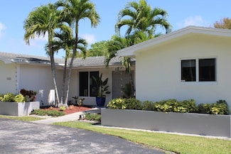 15221 SW 79th Ave, Palmetto Bay, FL 33157