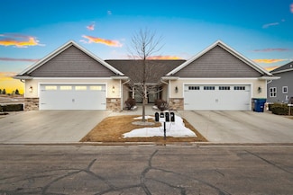 1195 Spring Lake Dr, de Pere, WI 54115