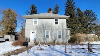 28 Hoxie Ct, Coventry, RI 02816