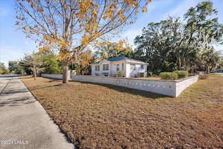 1312 Congress St, Beaufort, SC 29902