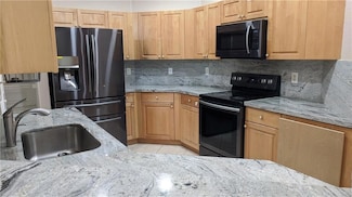 685 Conservation Dr, Weston, FL 33327