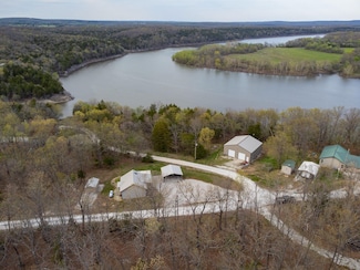 1295 E 325th Rd, Flemington, MO 65650