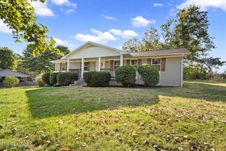 4979 Red Oak Dr, Morristown, TN 37814