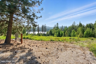 66 Beacon Hill Rd, Cocolalla, ID 83813