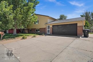 2865 Mockingbird Trail, Casper, WY 82604