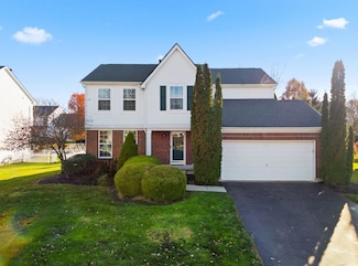 2216 Reeves Ave, Lewis Center, OH 43035