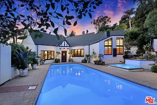 4307 Parva Ave, Los Angeles, CA 90027