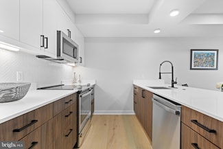 919 12th St NE Unit 303, Washington, DC 20002