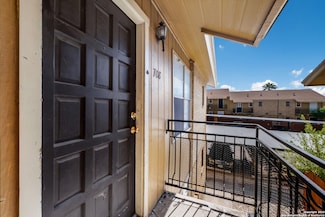 923 Vance Jackson Rd Unit 708, San Antonio, TX 78201