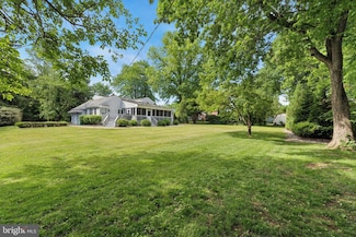 311 Martin Ln, Wallingford, PA 19086