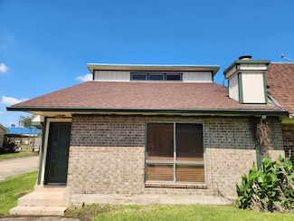 8256 Heartfield Ln, Beaumont, TX 77706