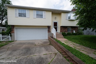 7215 Applegate Ln, Louisville, KY 40228
