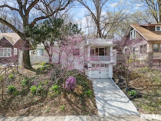 1502 Jersey Ridge Rd, Davenport, IA 52803