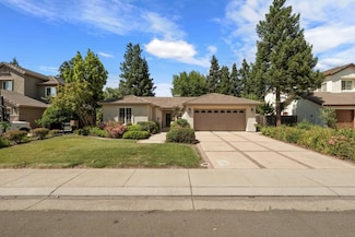 2607 W Elm St, Lodi, CA 95242
