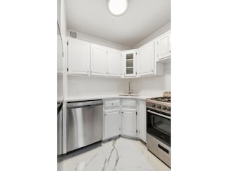 112 W 73rd St Unit 4E, New York, NY 10023