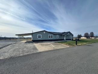 501 Webb Ridge Rd, Russell Springs, KY 42642