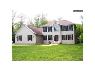 15082 Sperry Rd, Novelty, OH 44072