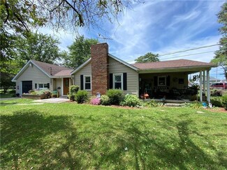 213 Center St, Shirley, IN 47384