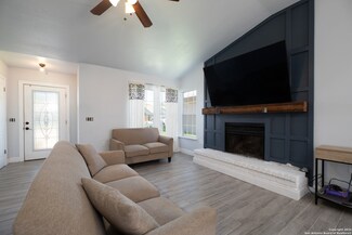 9370 Brushy Point St, San Antonio, TX 78250