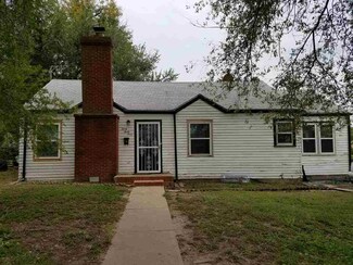 3033 E Carmen St, Wichita, KS 67214